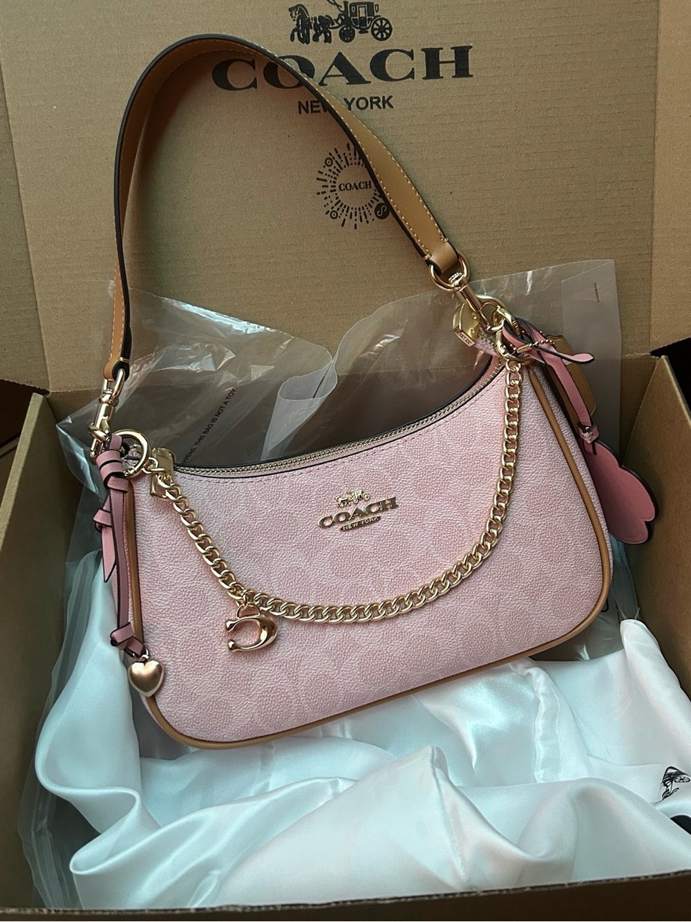 COACH Pink Leather Shoulder Bag with Gold Chain and Charm
